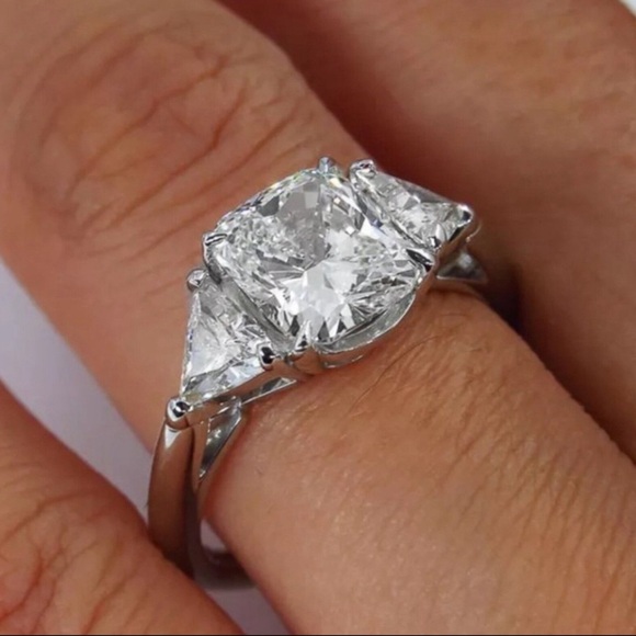 Silver 925 5CT Certified Lab Grown Diamond Brilliant Cut Claws Waddling Size 6,5 - Picture 9 of 13